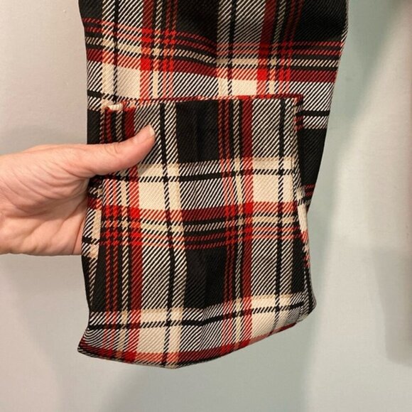 H&M Red Plaid High Rise Crop Pants Size 8 - Picture 9 of 13